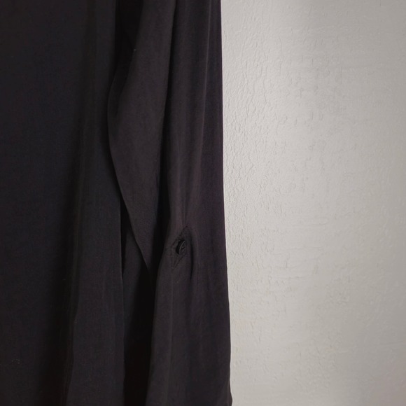 Simply Vera‎ Wang Black Long Sleeve V-Neck Blouse Top Size L Roll Sleeves - Picture 4 of 11